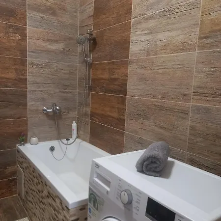 6- Self Check-in Apartment *