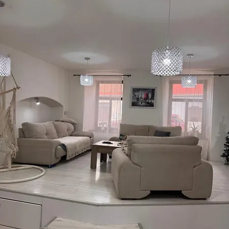 6- Self Check-in Apartment