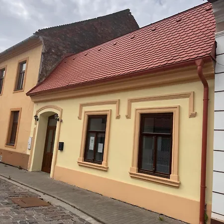 6 Apartment
